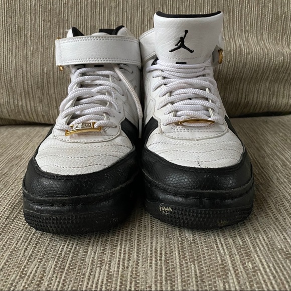 air force jordan 12